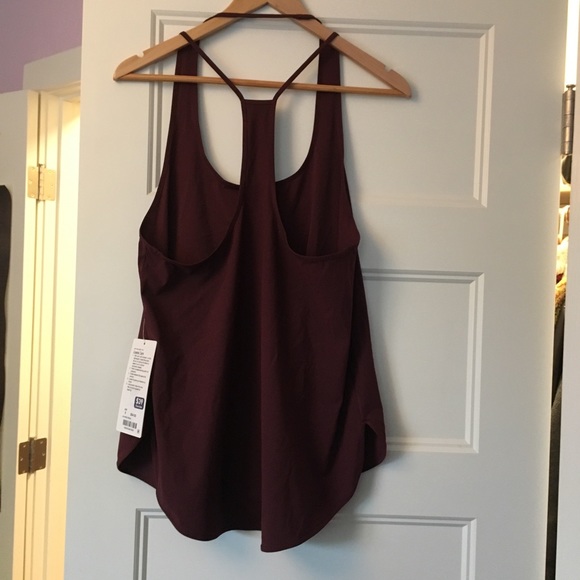 Lululemon workout tank - Picture 2 of 3